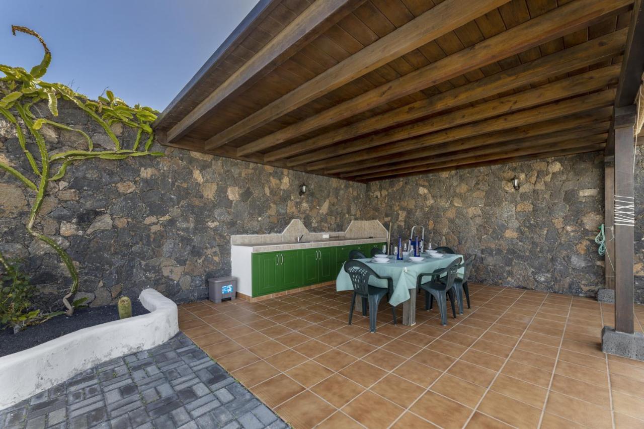 Villa Laura Guatiza Luaran gambar