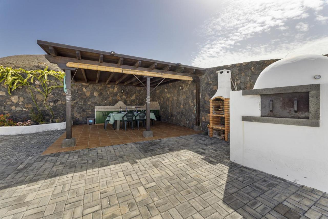 Villa Laura Guatiza Luaran gambar